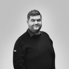 Mikkjal Thomsen.