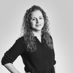 Randi V. Hansen.